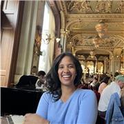 Soy una arquitecta que ama los museos. Y me encantaría pasar este amor a través de la cultura contemporánea a cualquier persona.